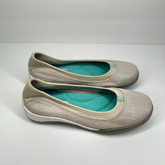 COPY - NWT Grasshoppers Ortholite Skimmers Size 7